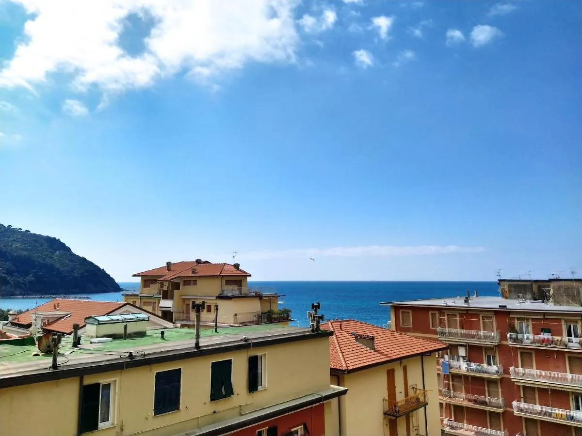 Giulia & Giovanna Apartments Levanto Italien