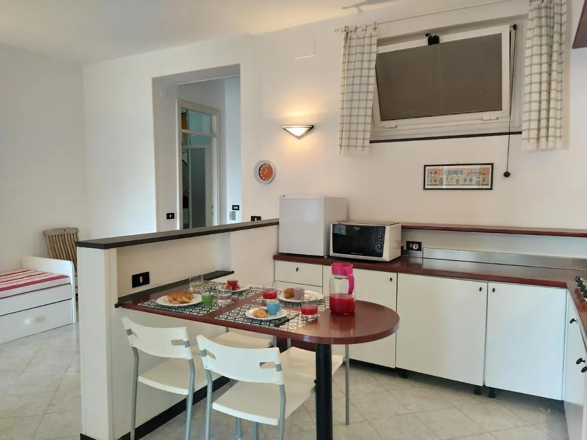 Giulia & Giovanna Apartments Levanto Italien