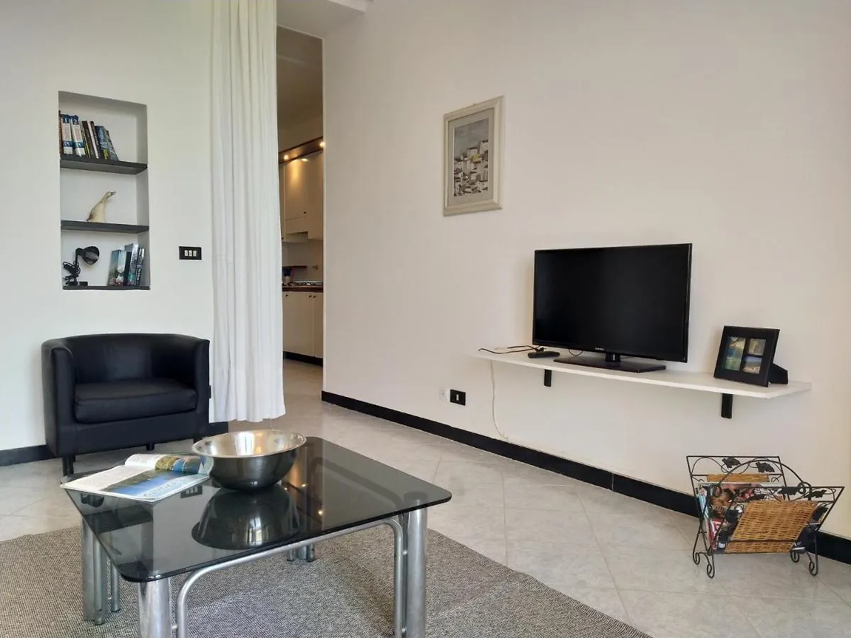Giulia & Giovanna Apartments Levanto 0*,